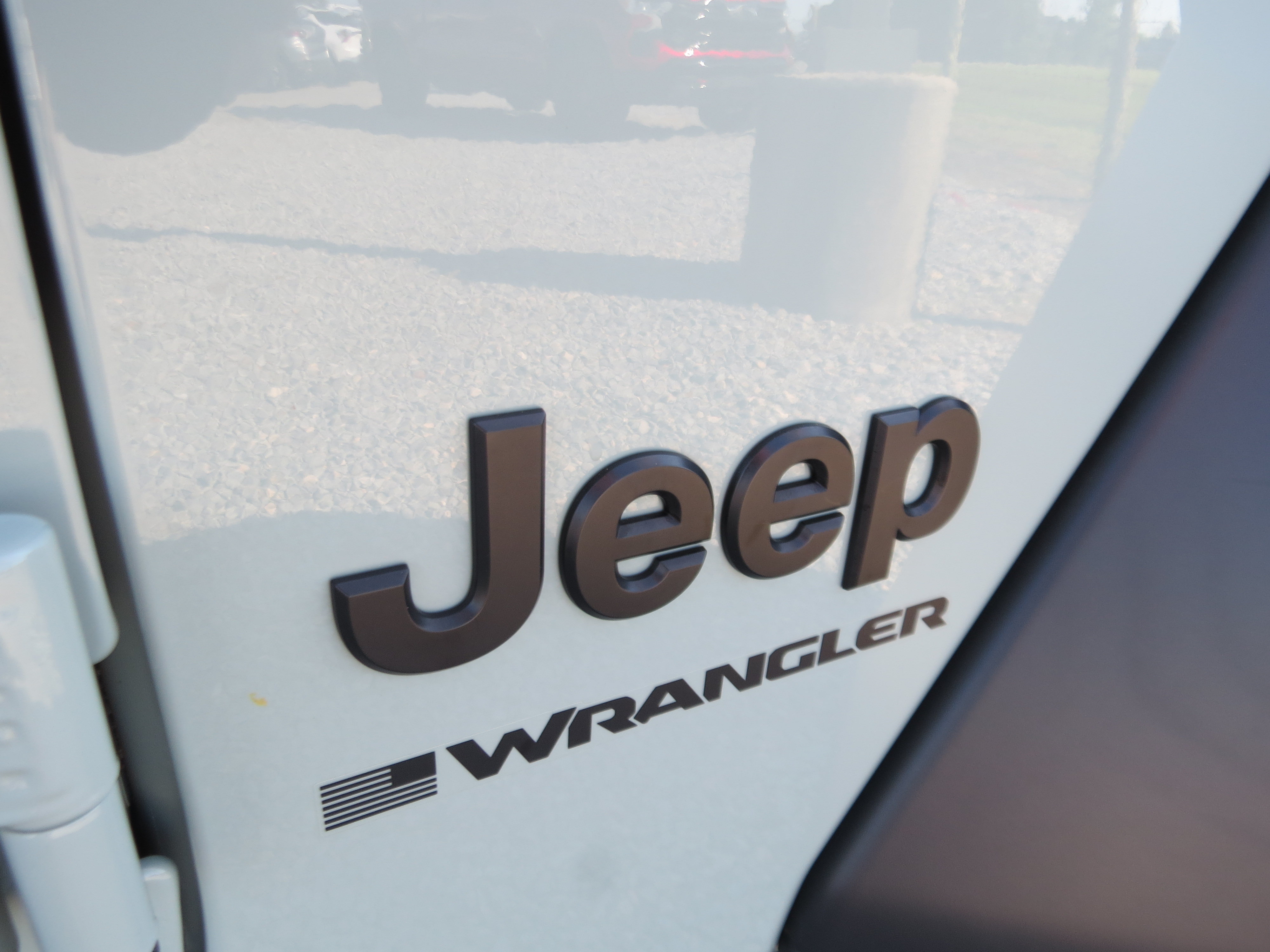 Used 2024 Jeep Wrangler Unlimited Sport AWD/4WD image 12