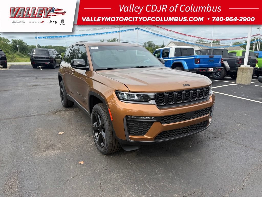 New 2026 Jeep Grand Cherokee Limited w/ Limited Altitude Package