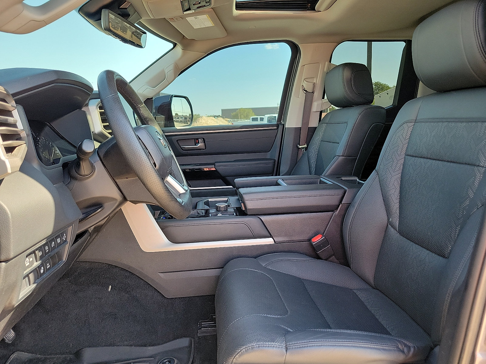 Used 2022 Toyota Tundra Limited AWD/4WD image 12
