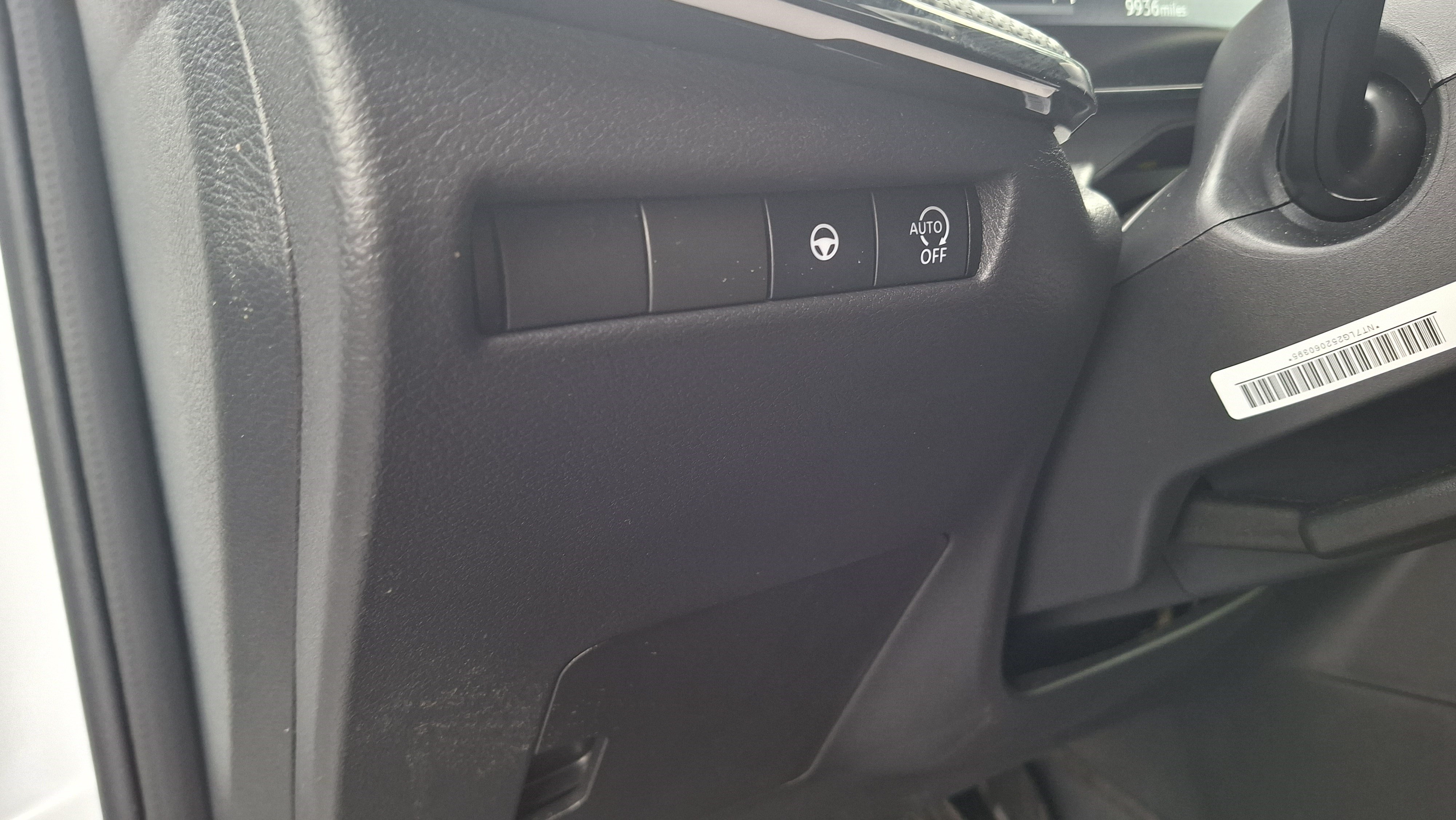 Used 2025 Nissan Kicks SR FWD image 10