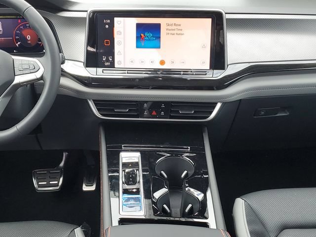 New 2026 Volkswagen Atlas Peak Edition AWD/4WD image 18
