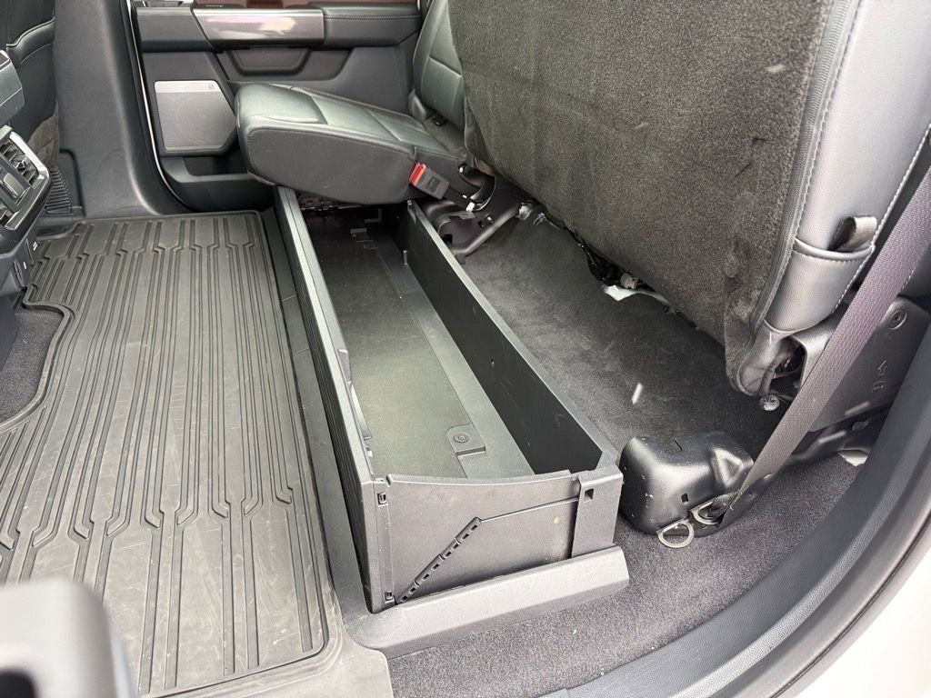 Used 2023 Ford F150 Lariat w/ Equipment Group 502A High image 42