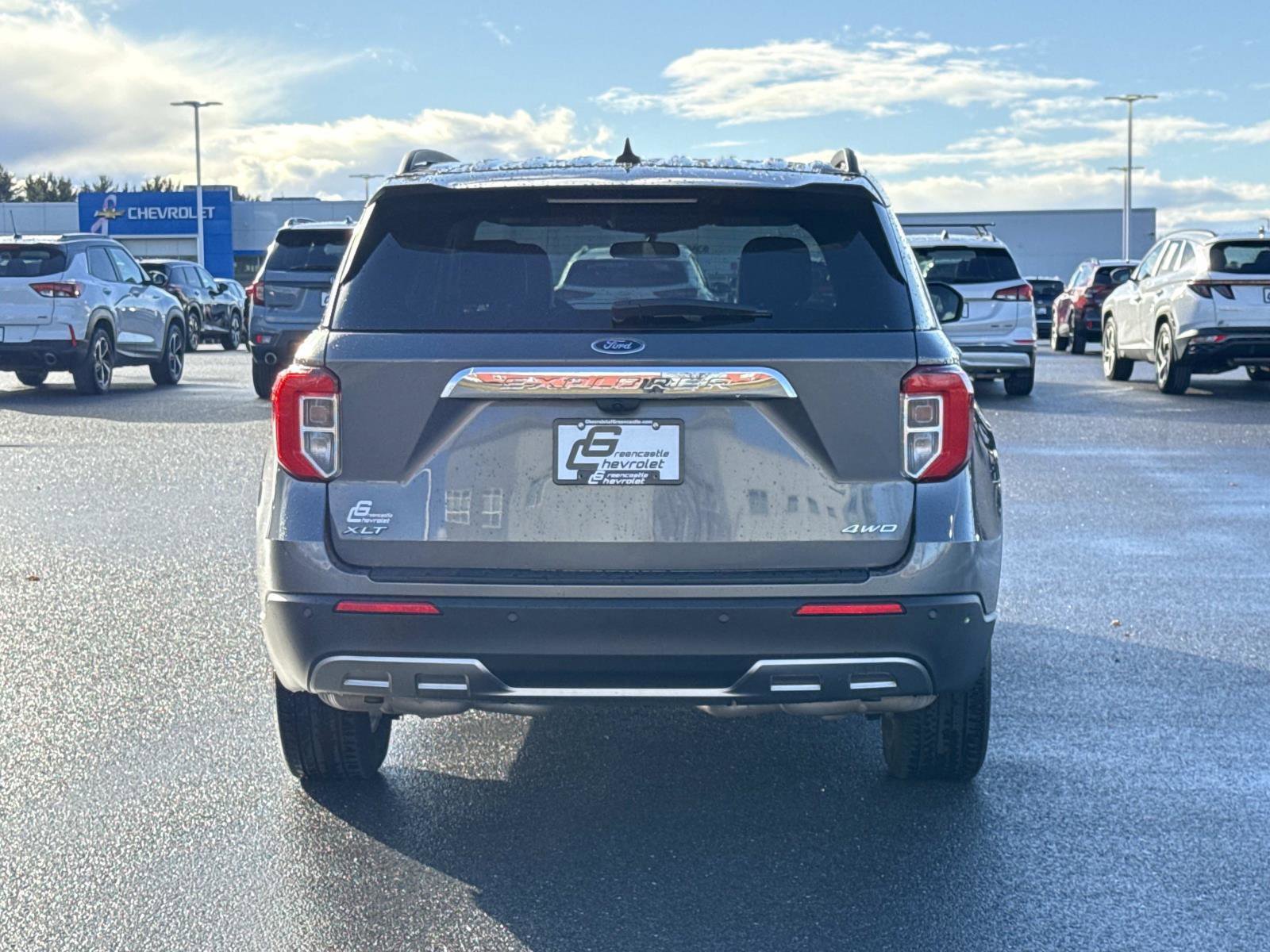 Used 2023 Ford Explorer XLT w/ Equipment Group 202A image 25