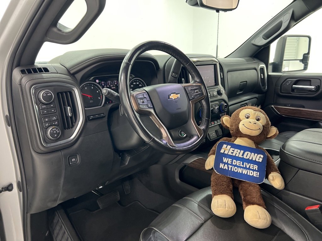 Used 2023 Chevrolet Silverado 2500 High Country w/ Technology Package image 9