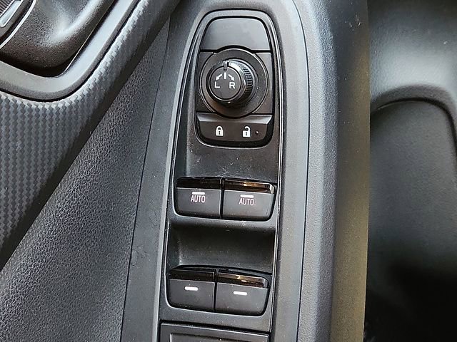 Certified 2025 Subaru Crosstrek 2.0i image 22