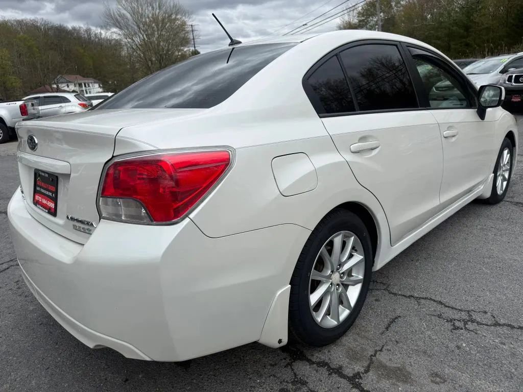 Used 2013 Subaru Impreza 2.0i Premium w/ All-Weather Pkg AWD/4WD image 8