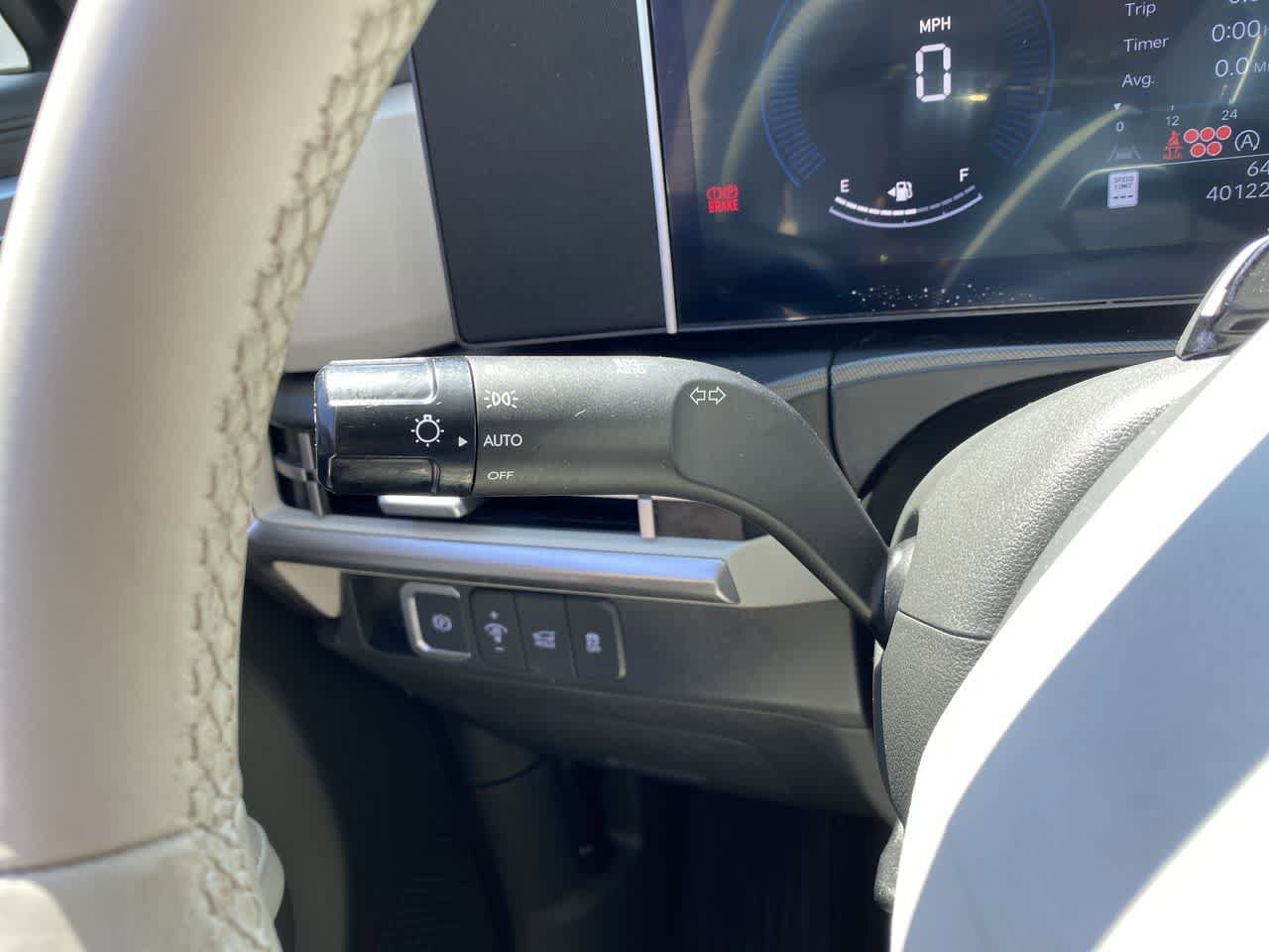 Used 2024 Hyundai Santa Fe SEL FWD image 24