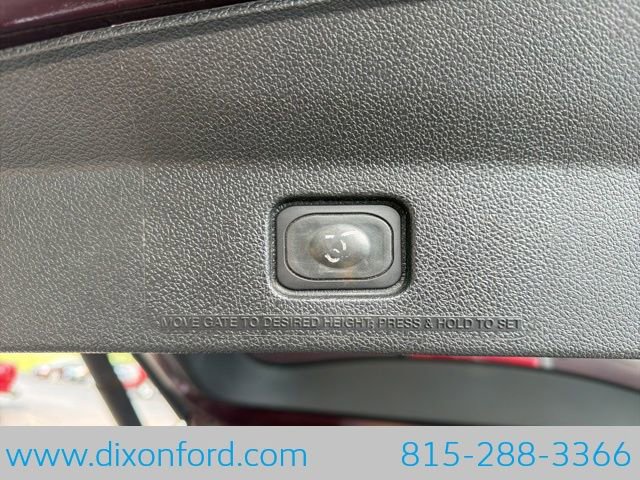 Used 2018 Ford Explorer Limited w/ Equipment Group 301A AWD/4WD image 32