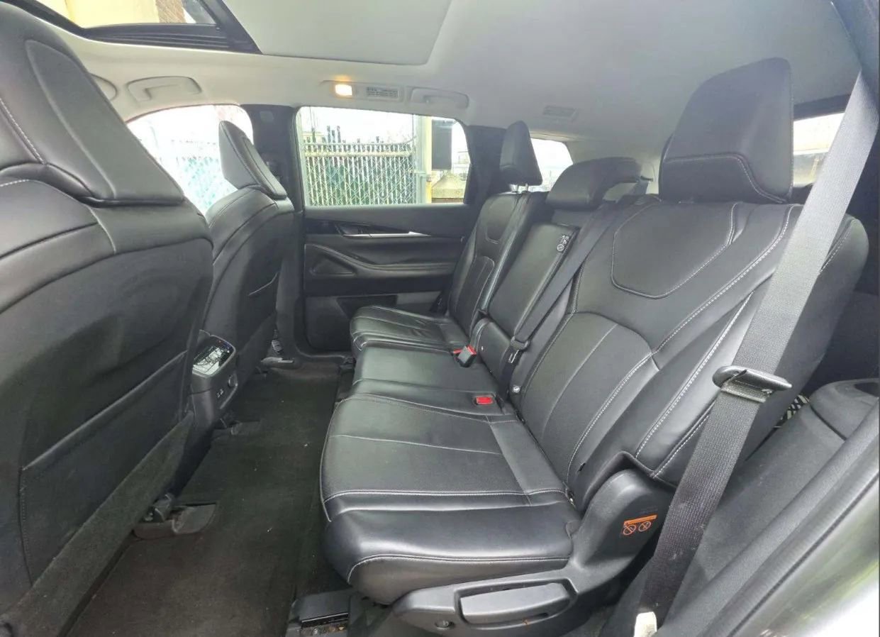Used 2023 INFINITI QX60 Pure w/ Cargo Package image 45