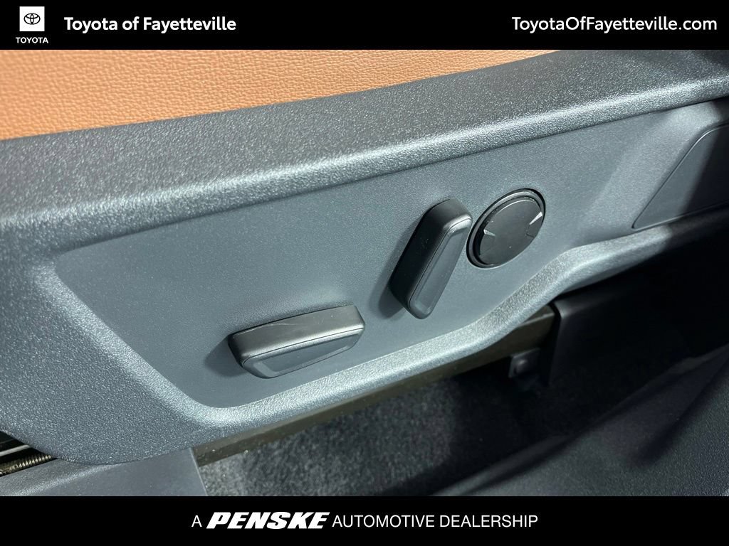 Used 2023 Ford Bronco Heritage Edition AWD/4WD image 26