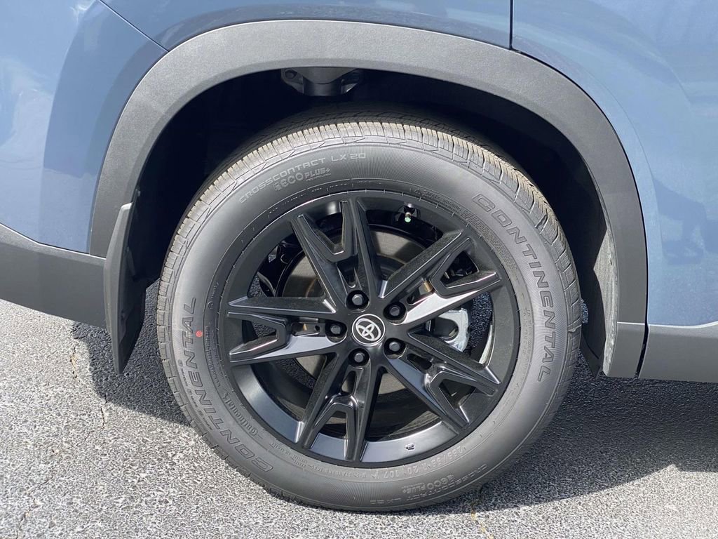 New 2026 Toyota Grand Highlander AWD image 3