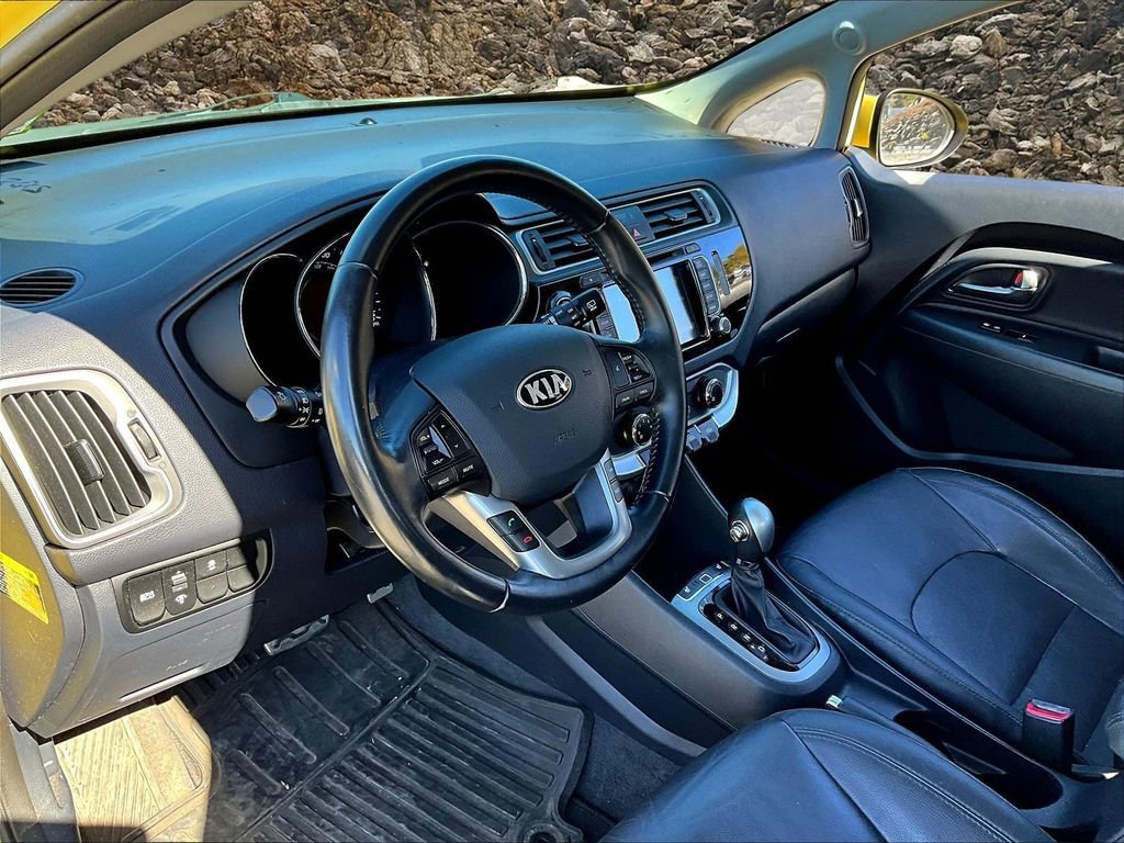 Used 2016 Kia Rio SX image 11