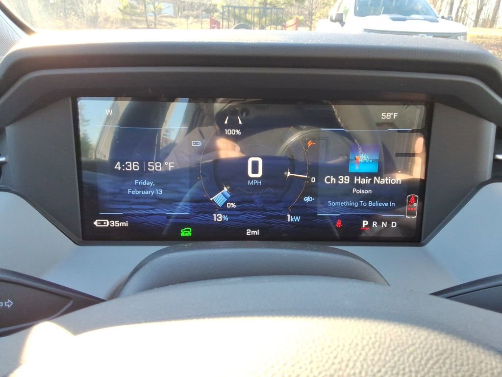 New 2027 Chevrolet Bolt RS w/ Technology Package image 29