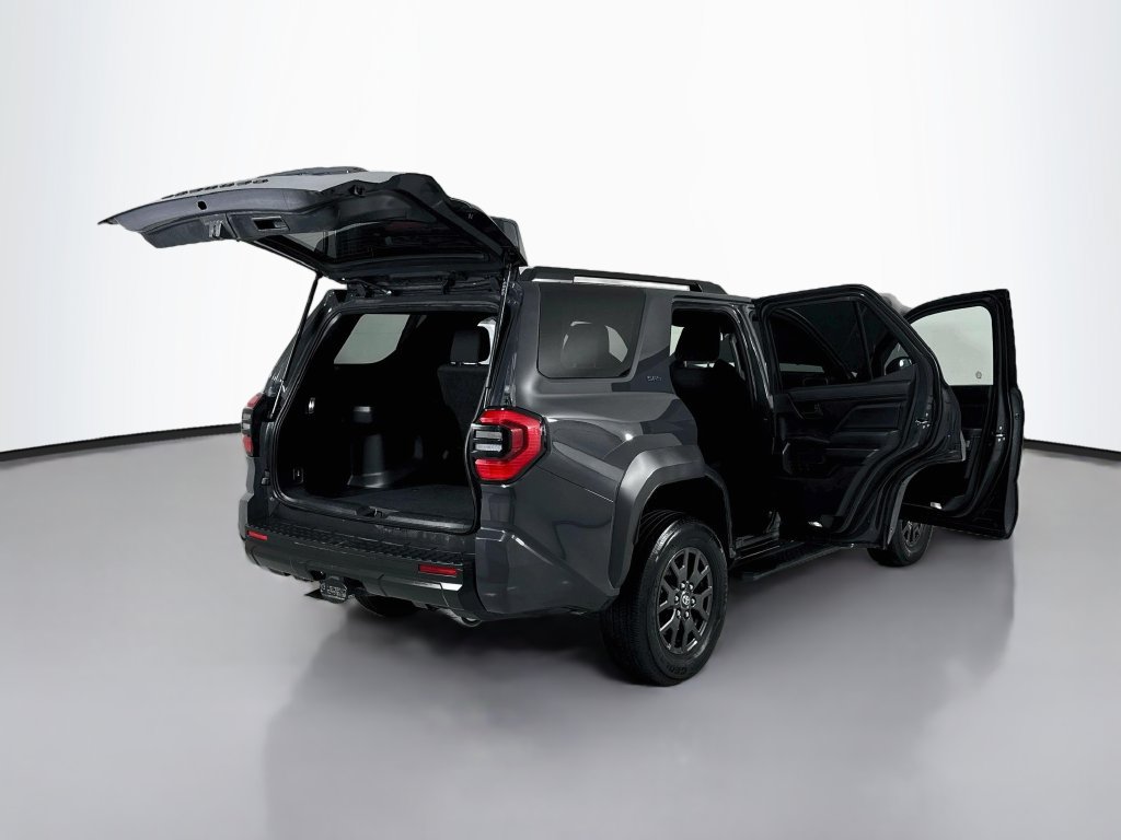 Used 2025 Toyota 4Runner SR5 AWD/4WD image 20