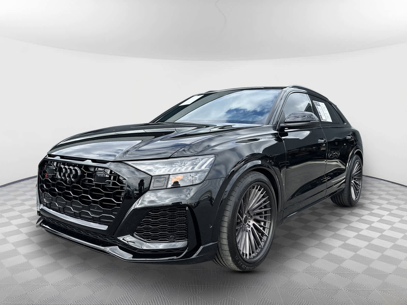 Used 2024 Audi RS Q8 image 3