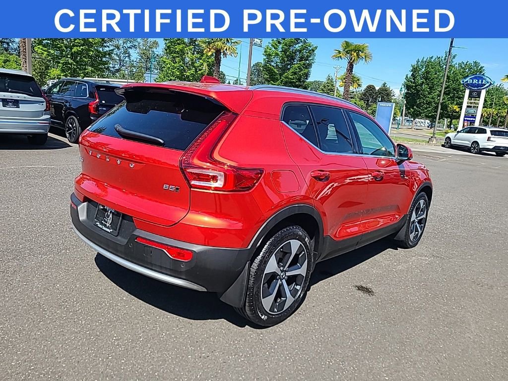 Certified 2025 Volvo XC40 B5 Core w/ Protection Package Premier AWD/4WD image 7