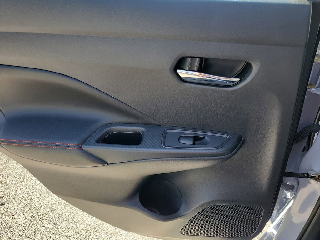 Certified 2025 Nissan Versa SR w/ Trunk Package image 18