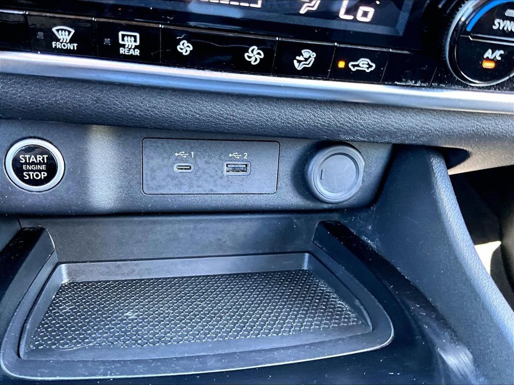 Used 2023 Nissan Rogue SV AWD/4WD image 25