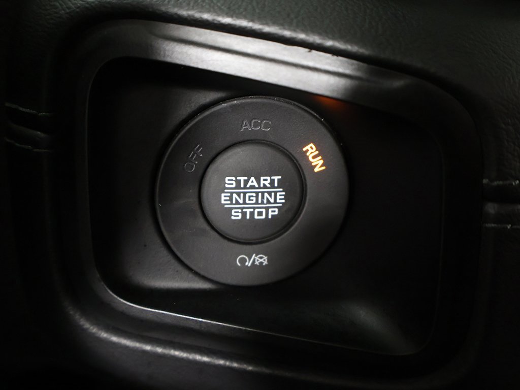 Used 2024 Jeep Wrangler Sahara image 37