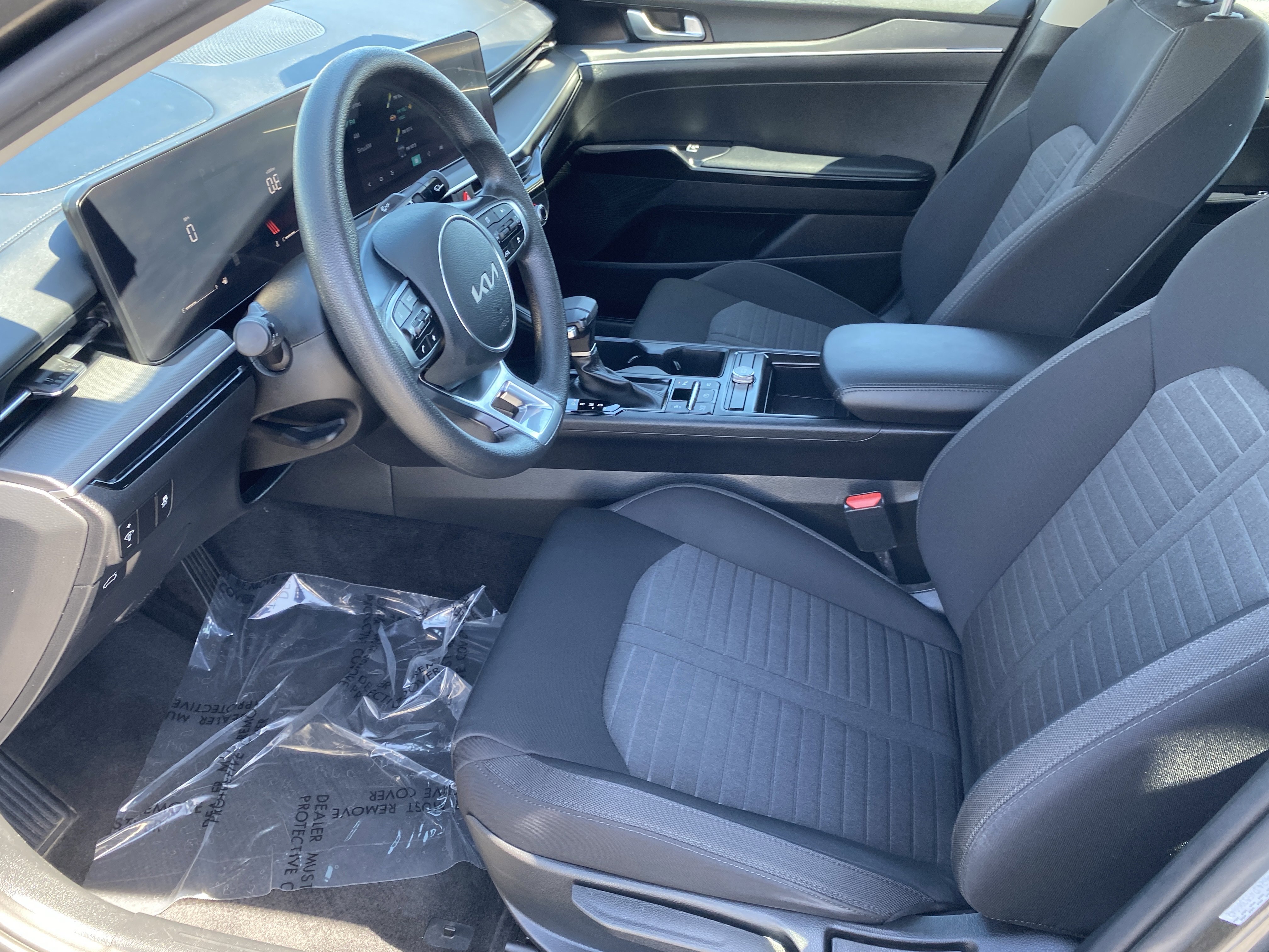 Used 2025 Kia K5 LXS FWD image 15