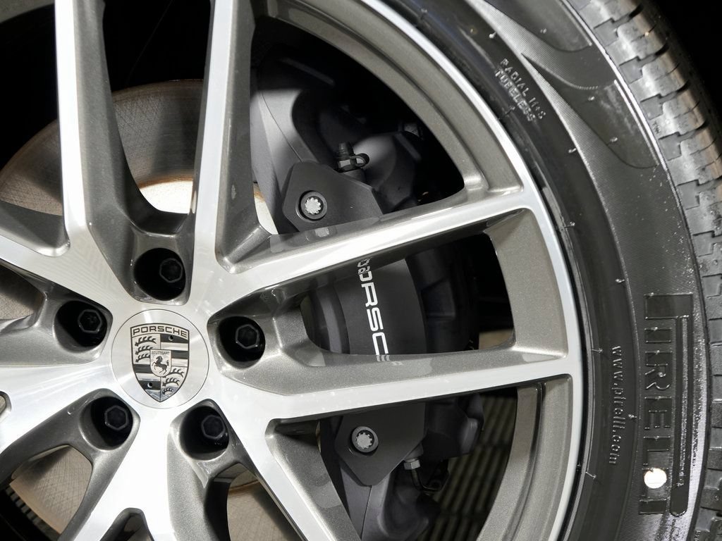 Certified 2026 Porsche Macan AWD/4WD image 37