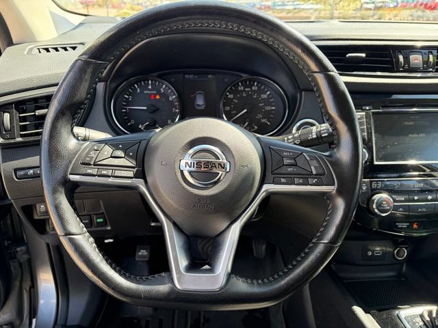 Used 2022 Nissan Rogue Sport SV AWD/4WD image 28