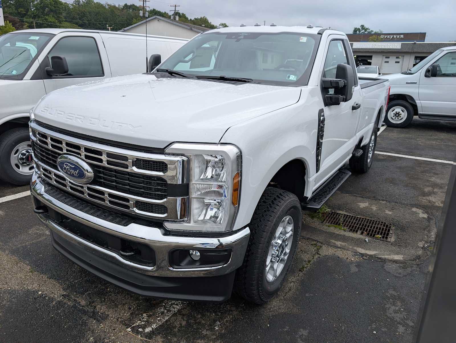 New 2026 Ford F250 XLT w/ FX4 Off-Road Package AWD/4WD image 4
