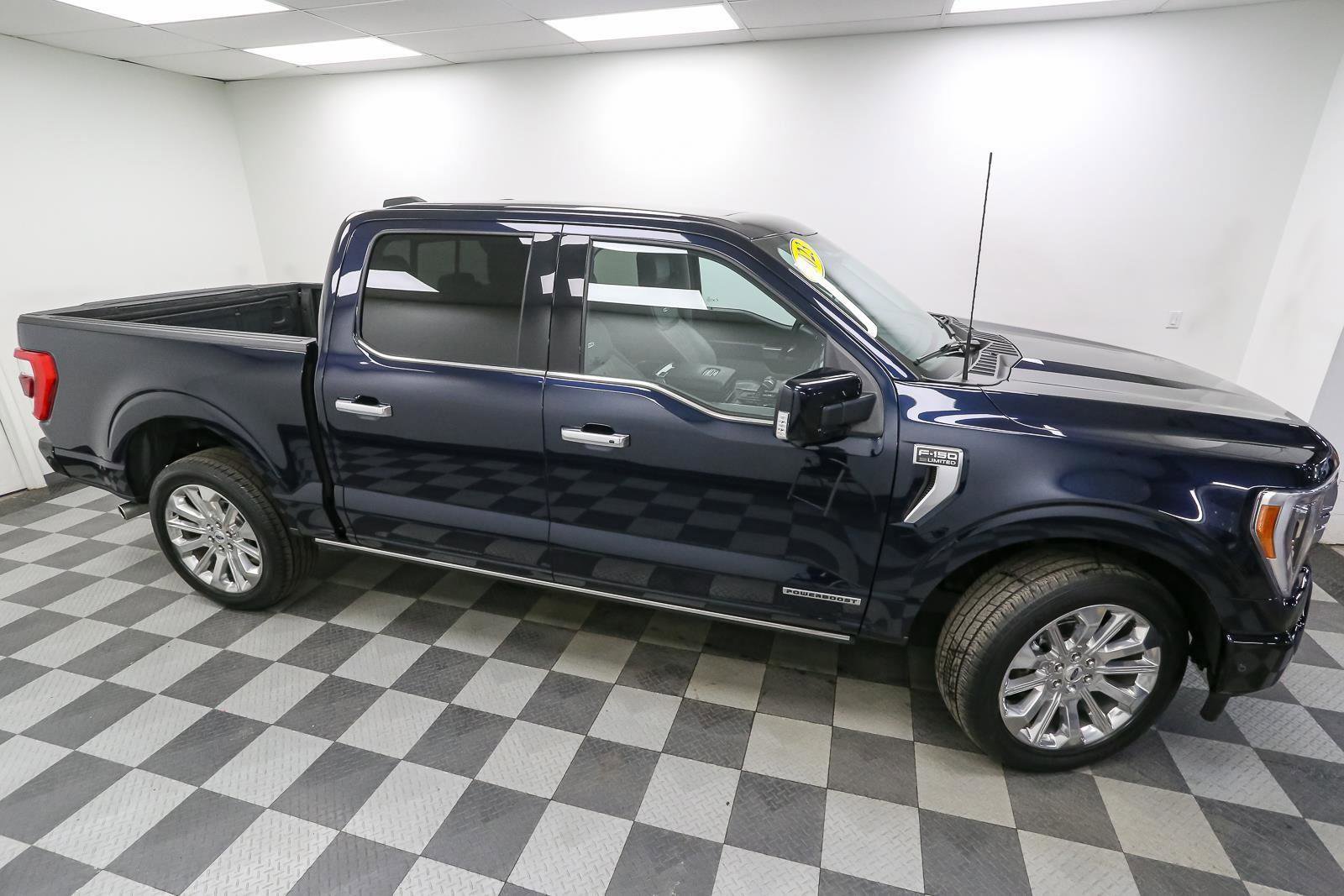 Used 2023 Ford F150 Limited image 5