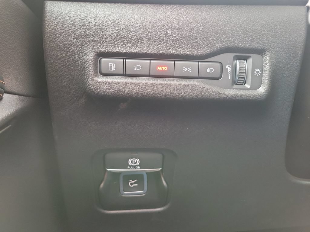 New 2026 Jeep Cherokee Overland AWD/4WD image 23