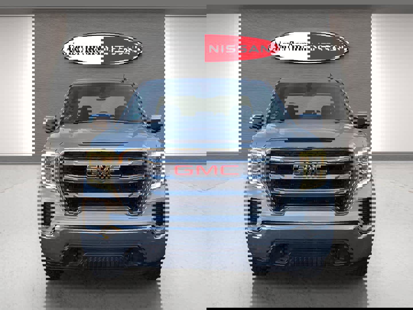 Used 2021 GMC Sierra 1500 SLE image 4