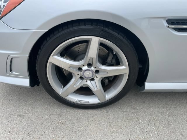 Used 2014 Mercedes-Benz SLK 350 image 41