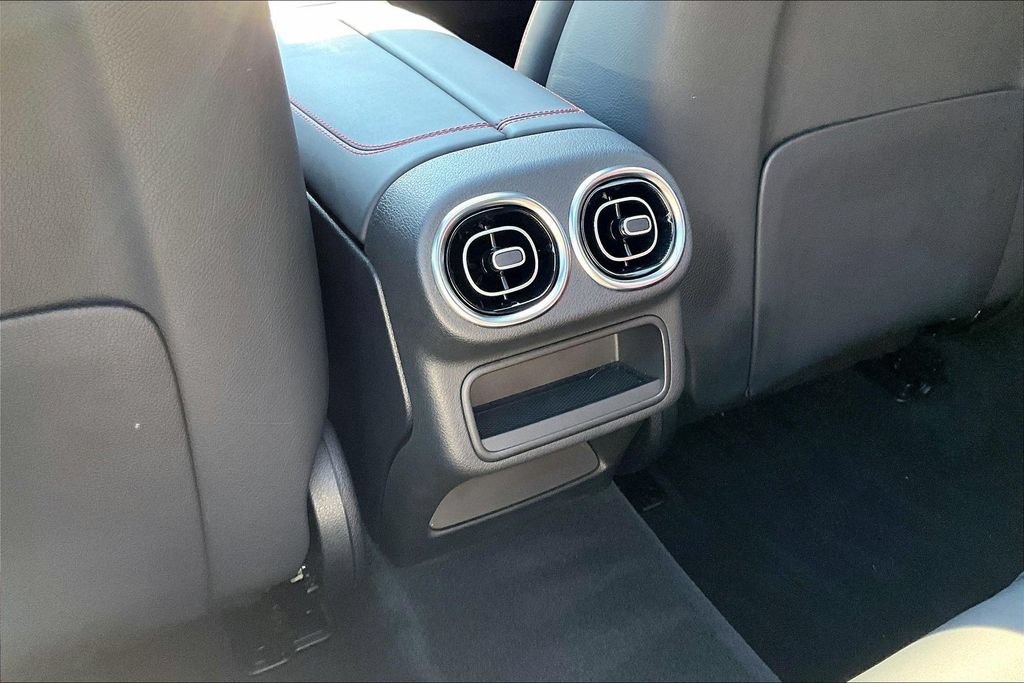 Certified 2024 Mercedes-Benz GLC 43 AMG 4MATIC image 25