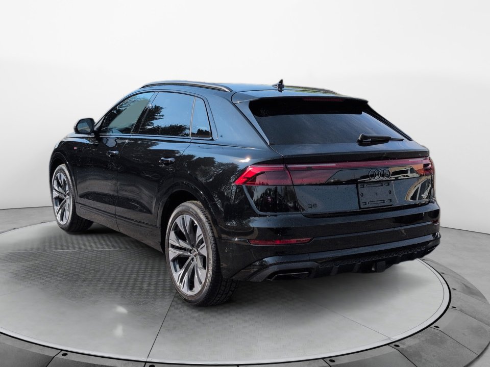 Used 2026 Audi Q8 Premium Plus AWD/4WD image 5