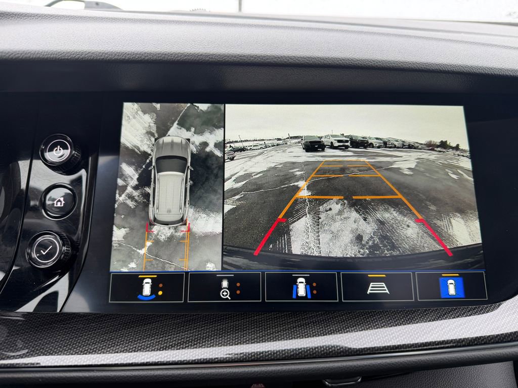 Used 2022 Buick Envision Essence w/ Technology Package II image 27