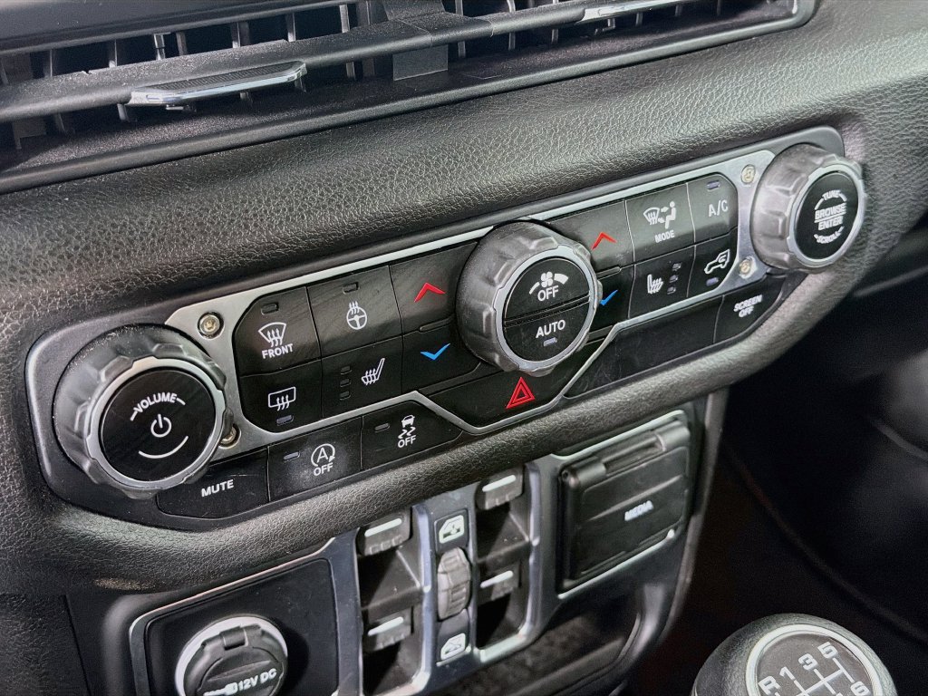 Used 2024 Jeep Wrangler Unlimited Sport AWD/4WD image 15