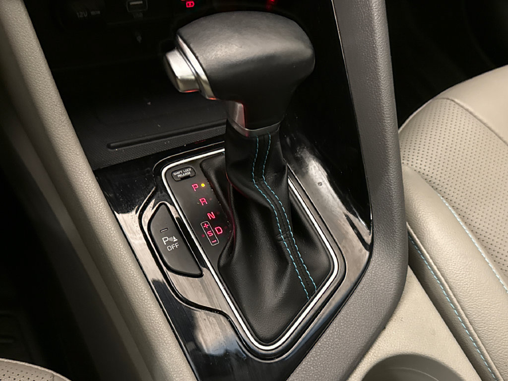 Used 2022 Kia Niro EX Premium FWD image 29