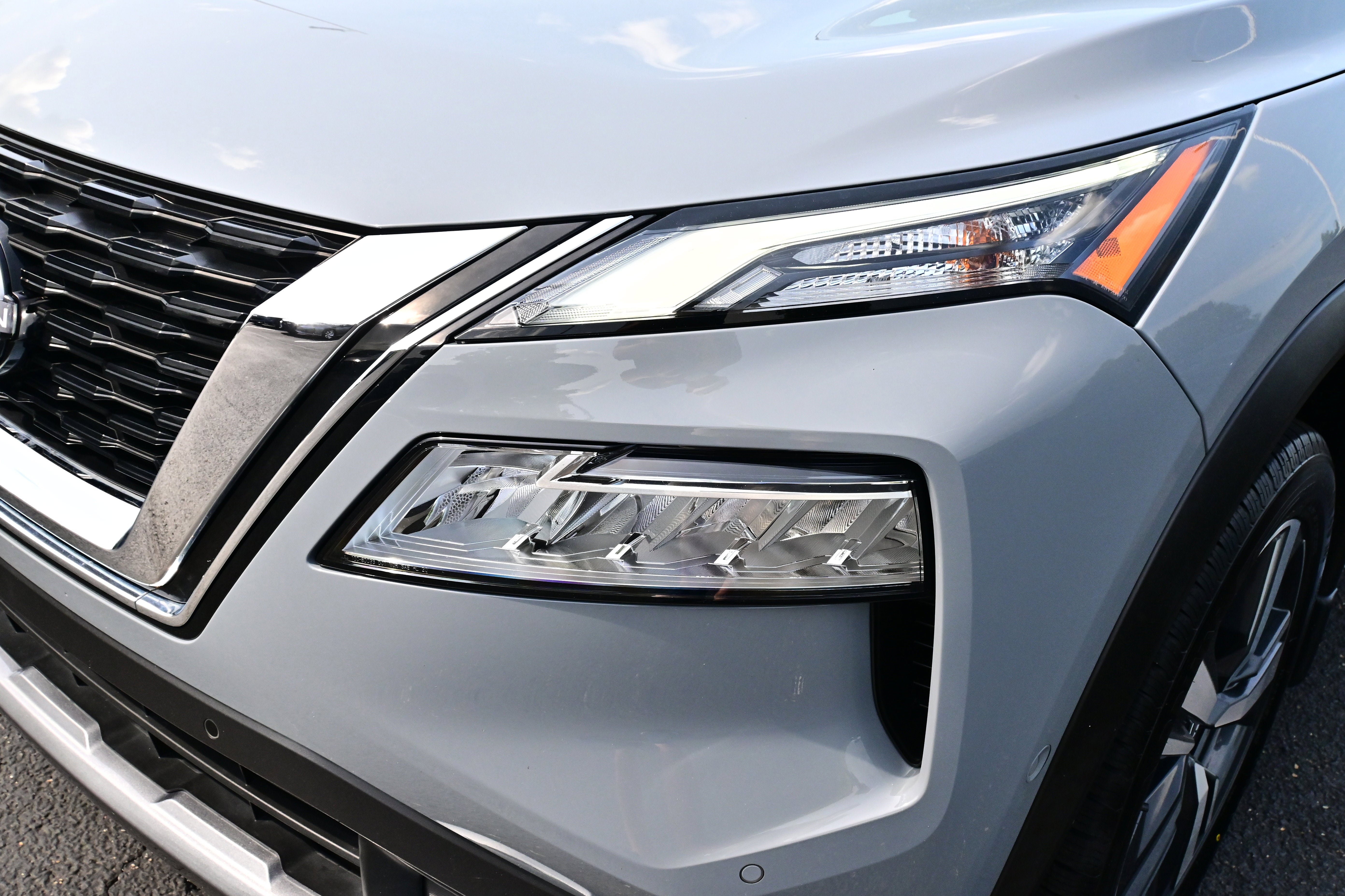 Used 2023 Nissan Rogue SL w/ SL Premium Package AWD/4WD image 11
