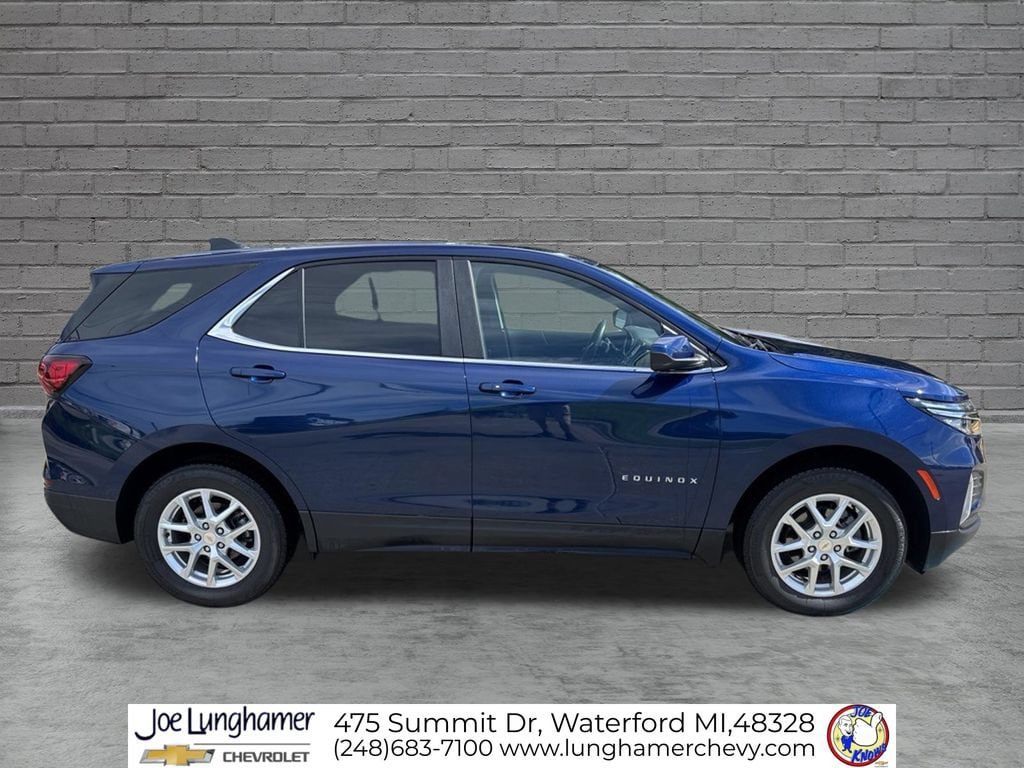 Used 2023 Chevrolet Equinox LT AWD/4WD image 2