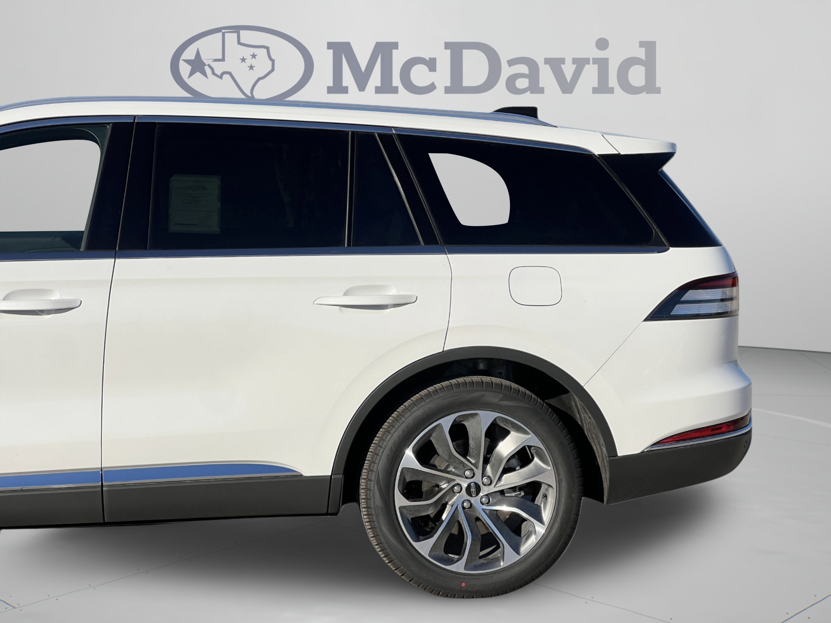 New 2026 Lincoln Aviator Reserve w/ Luxury Package RWD image 29