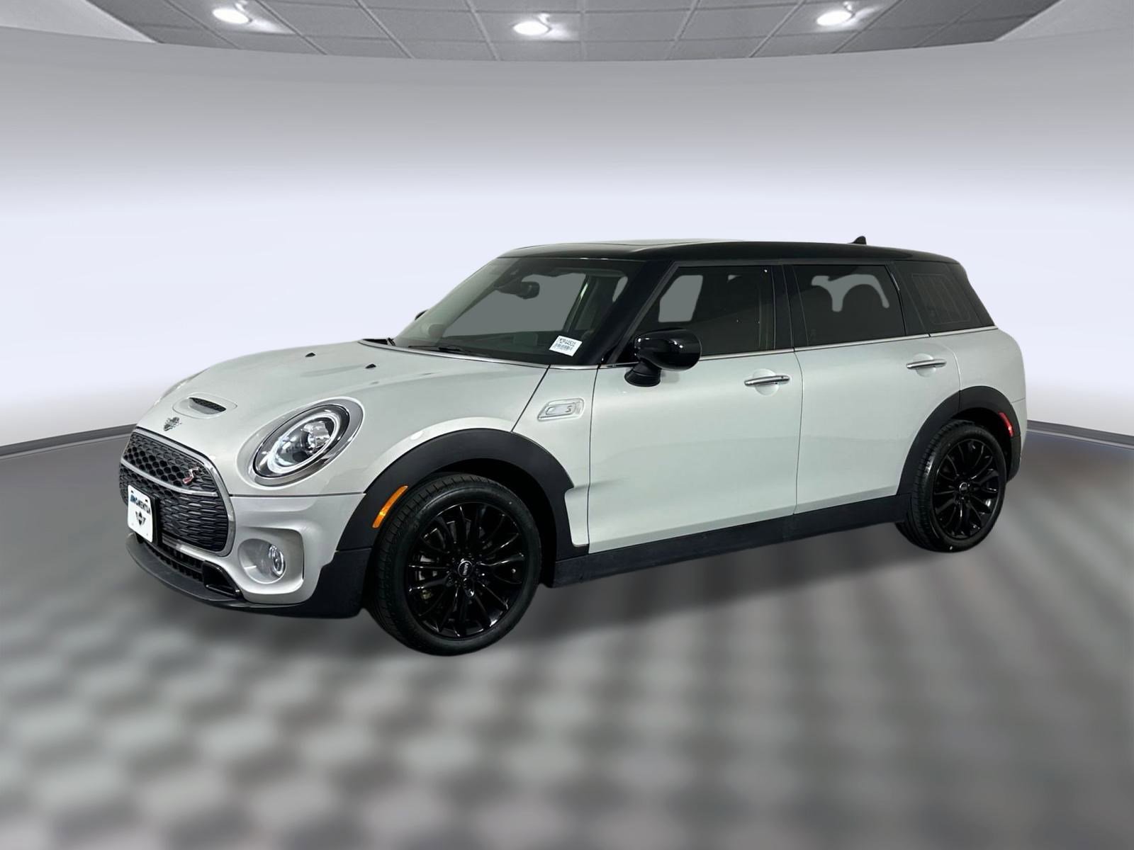 Used 2021 MINI Cooper Clubman S image 1