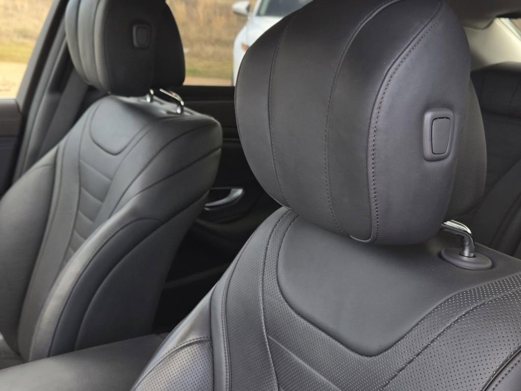 Used 2018 Mercedes-Benz S 450 Sedan image 19