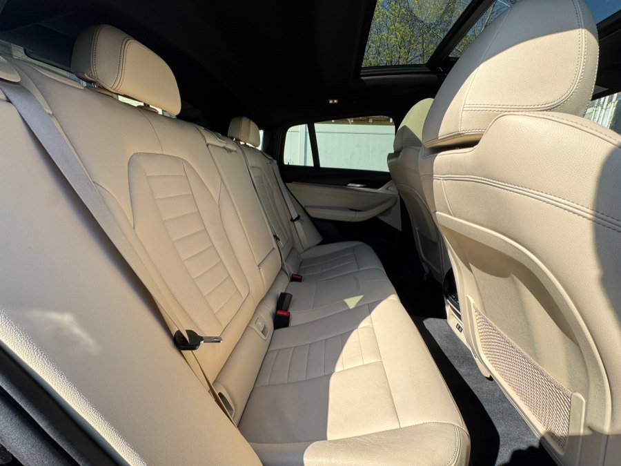 Used 2020 BMW X4 xDrive30i w/ Executive Package image 34