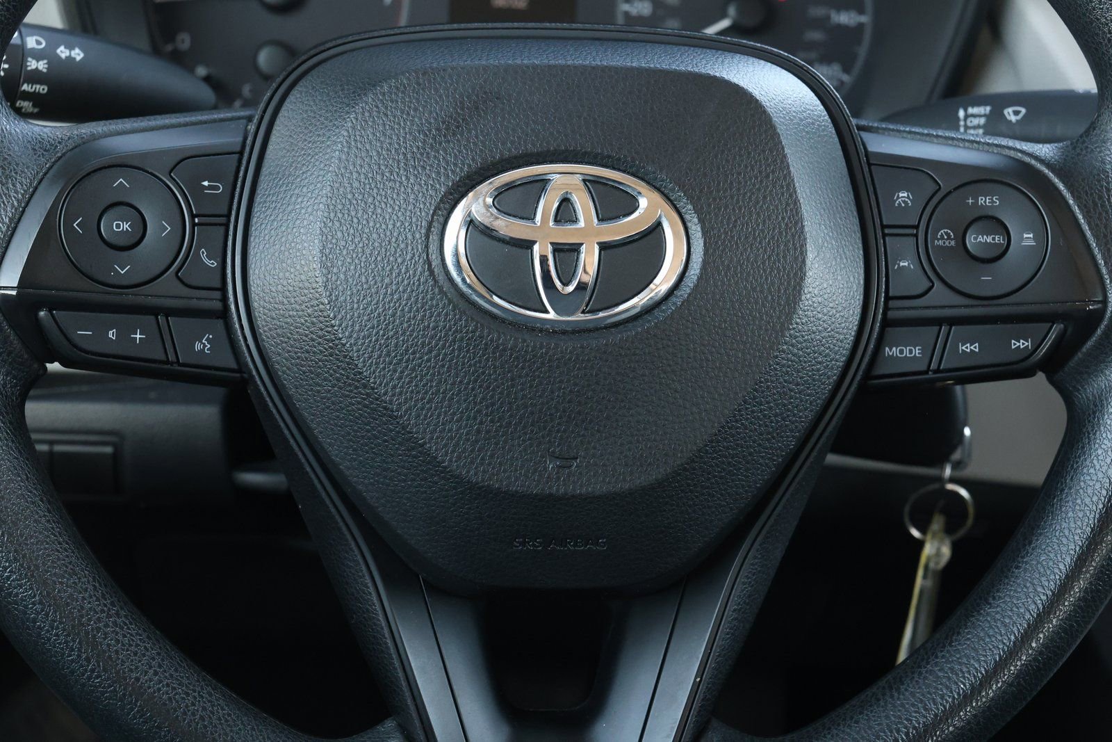 Used 2023 Toyota Corolla LE image 16