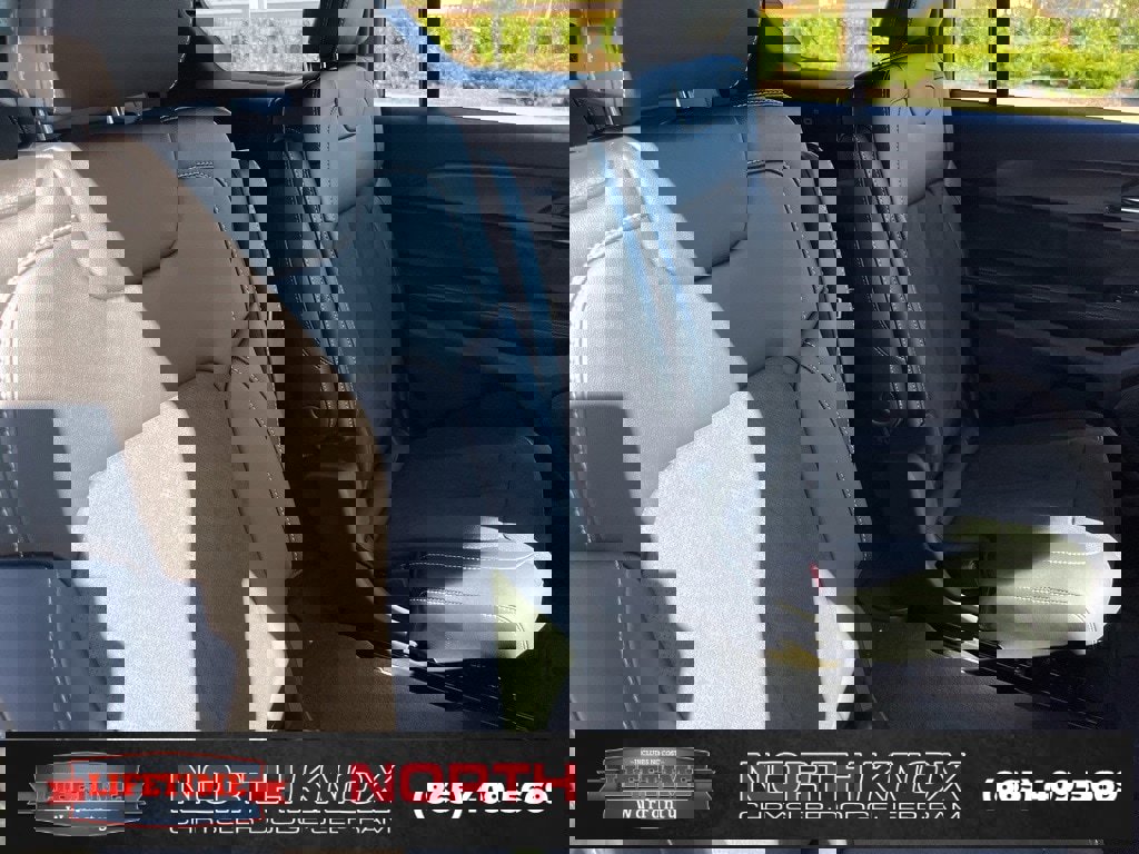 New 2025 Jeep Grand Cherokee L Altitude image 24