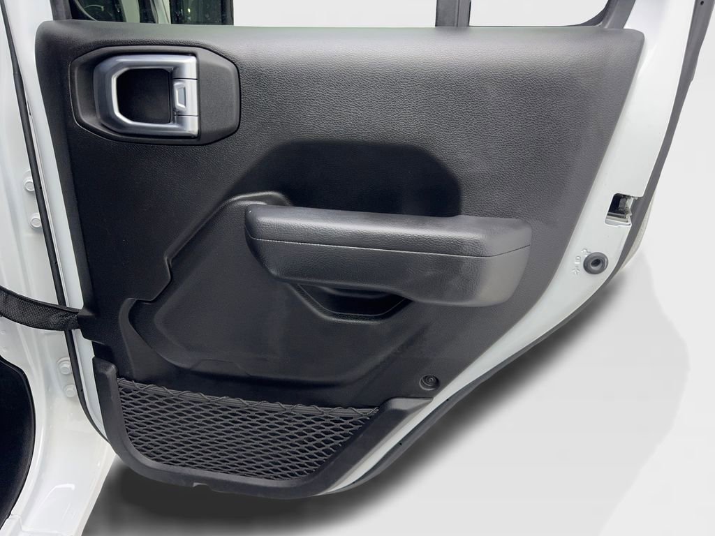 Used 2022 Jeep Wrangler Unlimited Sport image 40