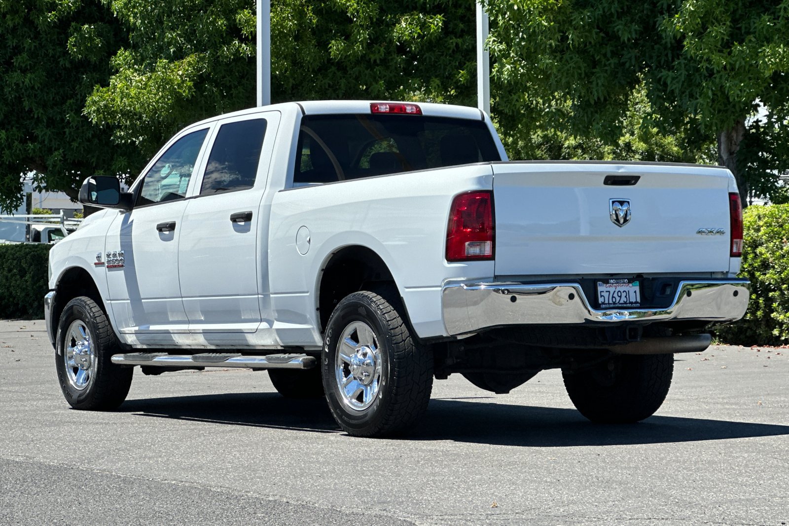 Used 2014 RAM 2500 Tradesman w/ Chrome Appearance Group AWD/4WD image 6