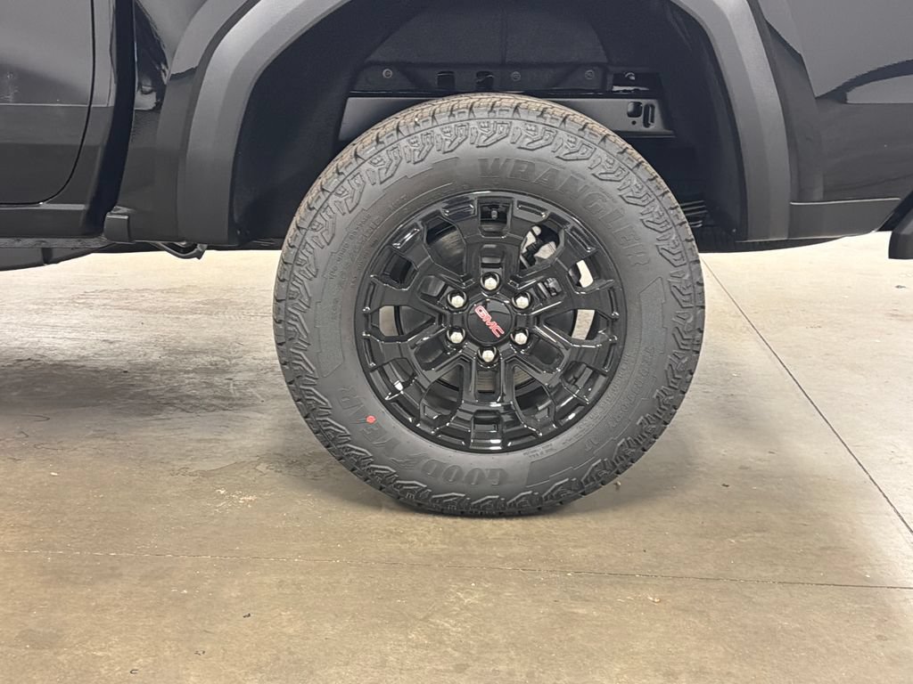 New 2026 GMC Canyon Elevation w/ Convenience Package RWD image 13
