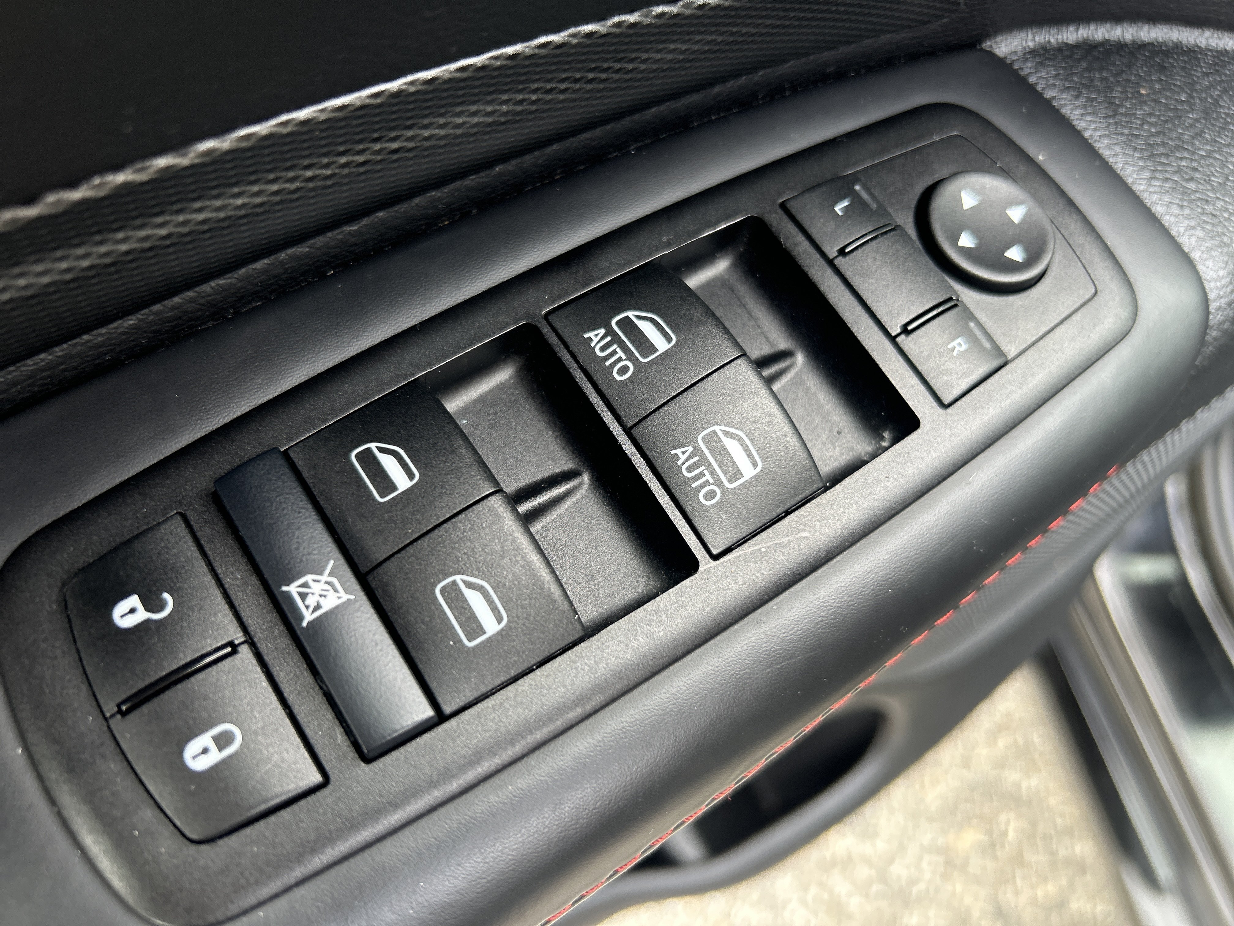 Used 2024 Dodge Durango GT AWD/4WD image 21