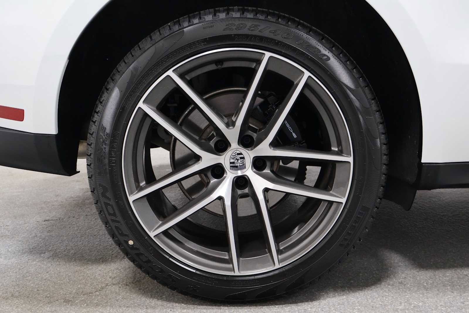 Used 2026 Porsche Macan AWD/4WD image 38