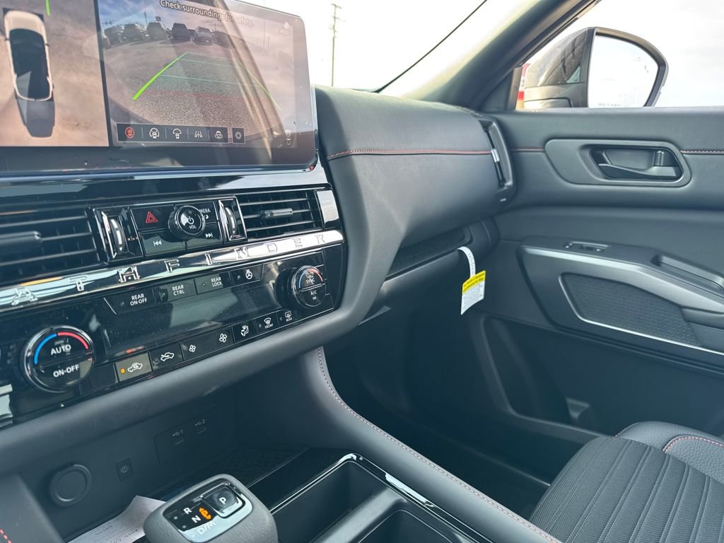 New 2026 Nissan Pathfinder Rock Creek w/ Rock Creek Premium Package image 23